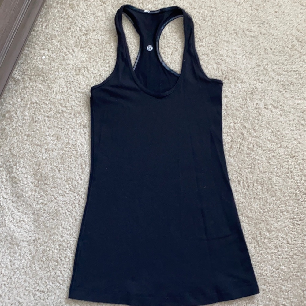 Lululemon tank